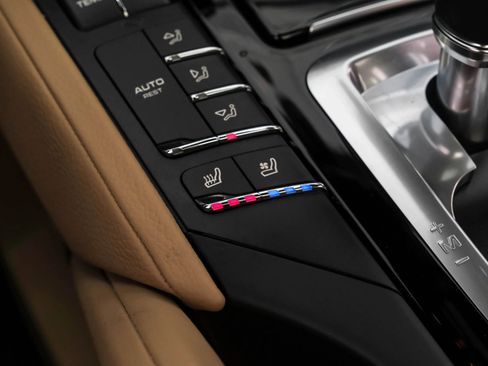 Used 2017 Porsche Cayenne S w/ Premium Plus Package image 28