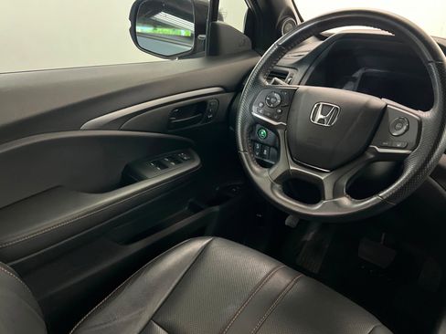 Used 2023 Honda Passport TrailSport image 12