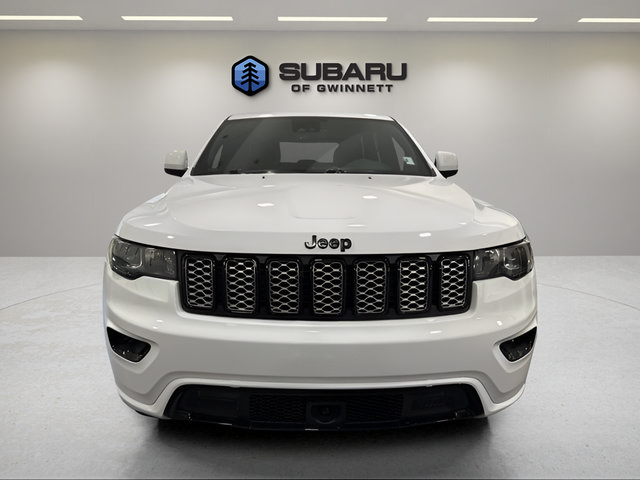 Used 2020 Jeep Grand Cherokee Altitude RWD image 8