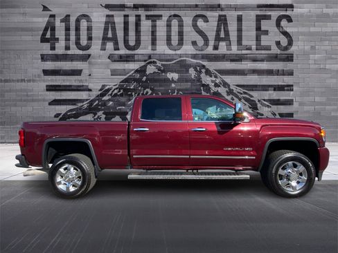 Used 2016 GMC Sierra 3500 Denali w/ Duramax Plus Package image 2