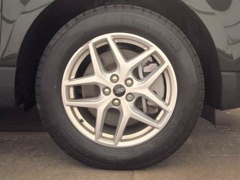 Used 2024 Ford Edge SEL w/ Convenience Package AWD/4WD image 9