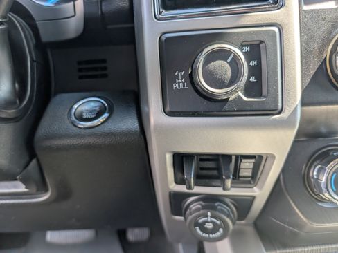 Used 2021 Ford F250 Lariat w/ Lariat Ultimate Package AWD/4WD image 23