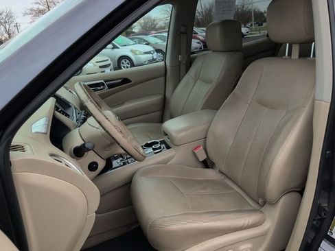 Used 2014 Nissan Pathfinder Platinum w/ Platinum Premium Package image 20