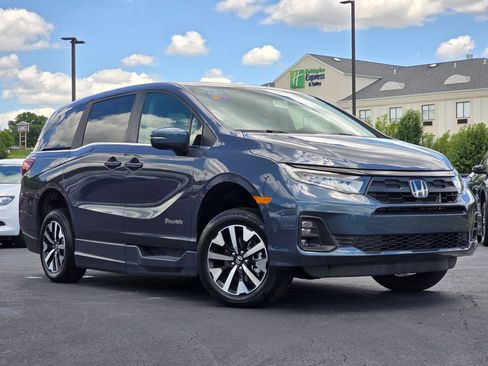 Used 2026 Honda Odyssey EX-L image 1