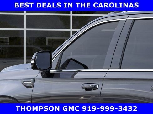 New 2026 GMC Yukon Denali Ultimate AWD/4WD image 15