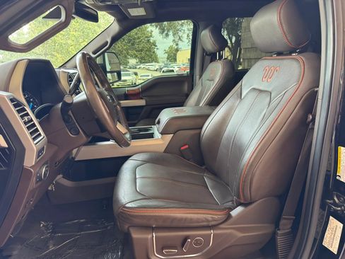 Used 2017 Ford F250 King Ranch w/ King Ranch Ultimate Package AWD/4WD image 18