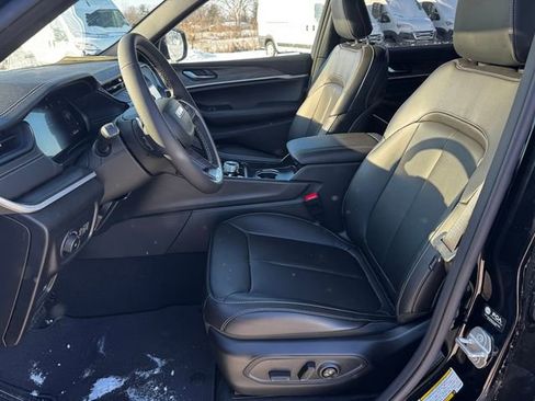 New 2026 Jeep Grand Cherokee Limited w/ Limited Altitude Package image 23