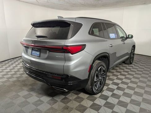 Certified 2025 Buick Enclave Sport Touring image 8