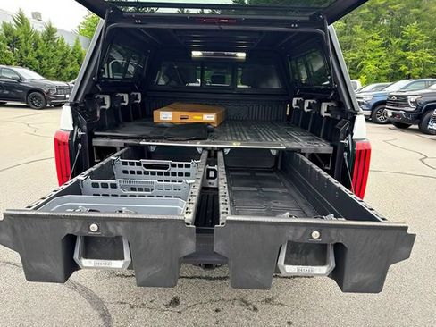 Used 2025 Toyota Tundra SR5 w/ TRD Off-Road Package AWD/4WD image 17