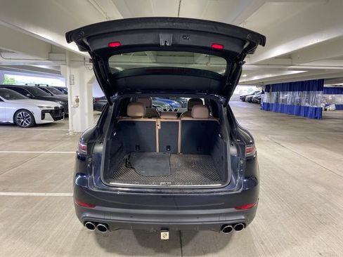 Used 2019 Porsche Cayenne S AWD/4WD image 7