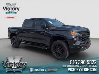 Used 2022 Chevrolet Silverado 1500 Custom Trail Boss w/ LPO, Dark Essentials Package