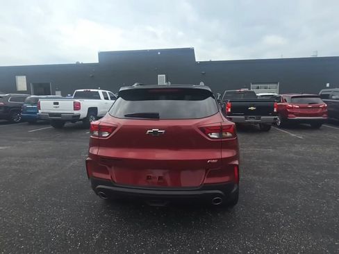 Used 2023 Chevrolet TrailBlazer RS w/ Sun and Liftgate Package AWD/4WD image 3