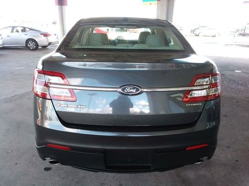Used 2018 Ford Taurus SE FWD image 6