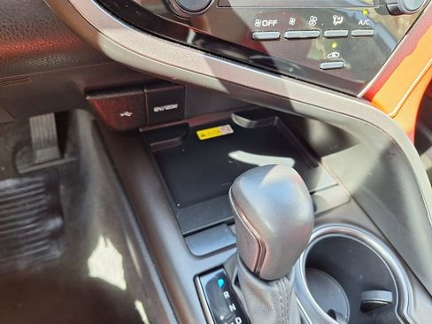 Used 2024 Toyota Camry XSE FWD image 14