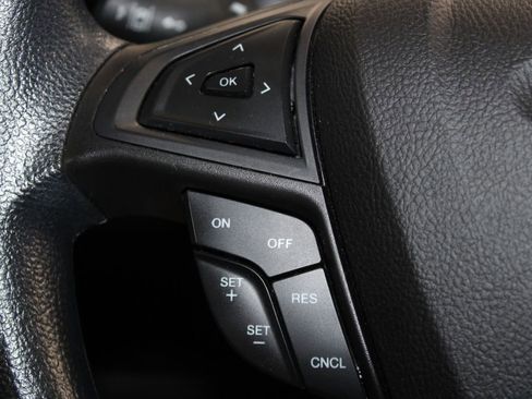 Used 2022 Ford Edge SE w/ Black Appearance Package AWD/4WD image 19