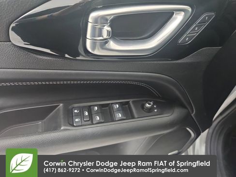 Used 2022 Jeep Compass High Altitude image 21