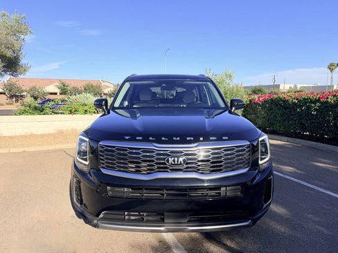 Used 2020 Kia Telluride S AWD/4WD image 2