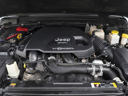 Used 2021 Jeep Gladiator Rubicon AWD/4WD image 29