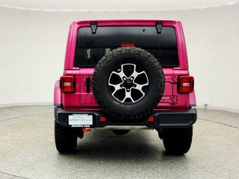 Used 2022 Jeep Wrangler Unlimited Rubicon w/ LED Lighting Group AWD/4WD image 6