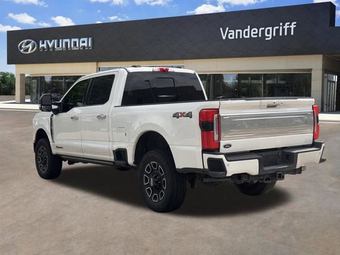 Used 2024 Ford F250 Platinum image 10