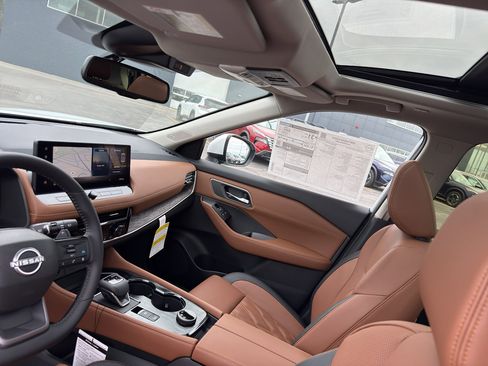 New 2026 Nissan Rogue Platinum w/ Platinum Premium Package image 25