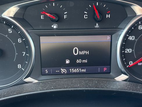 Used 2022 GMC Terrain AT4 w/ Tech Package AWD/4WD image 13