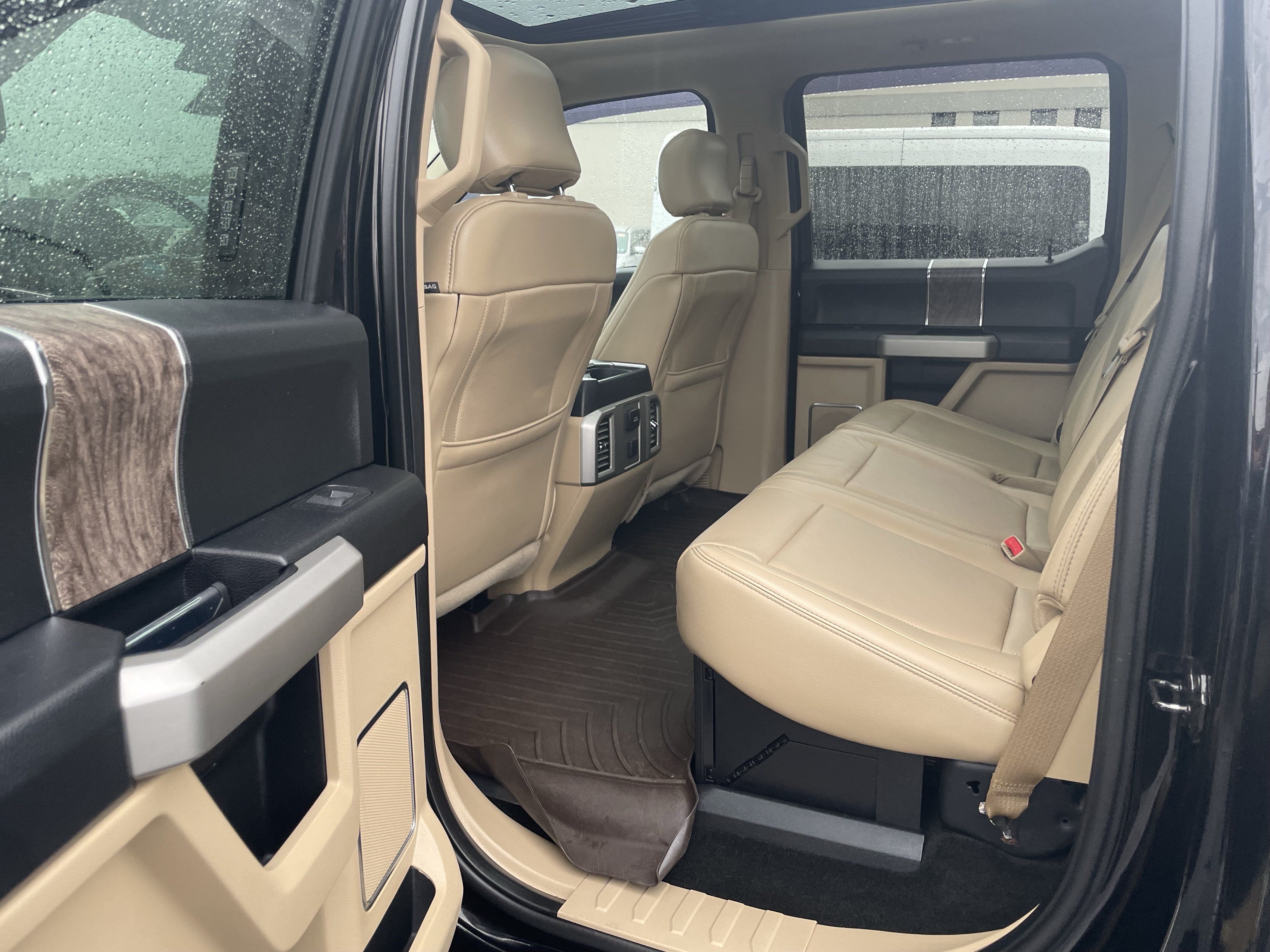 Used 2017 Ford F350 Lariat AWD/4WD image 30