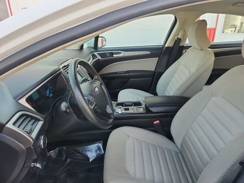 Used 2018 Ford Fusion S image 7