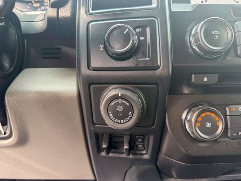 Used 2018 Ford F150 XL w/ Equipment Group 101A Mid RWD image 12