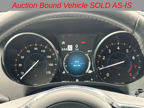 Used 2020 Jaguar F-PACE Prestige image 18