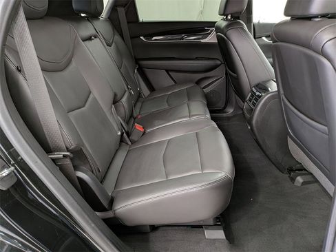 Used 2020 Cadillac XT5 Premium Luxury image 32