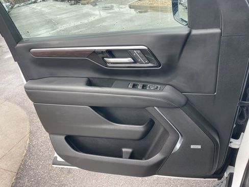 New 2026 Chevrolet Tahoe LT w/ Comfort Package image 37