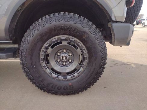 Certified 2024 Ford Bronco Outer Banks image 7