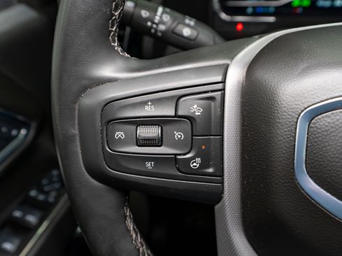 Used 2024 GMC Sierra 2500 Denali w/ Denali Reserve Package image 31