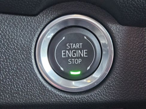 Used 2025 Chevrolet Traverse Z71 w/ Enhanced Driving Package image 26