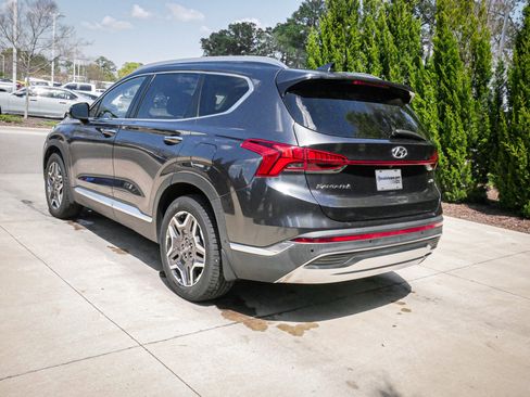 Used 2022 Hyundai Santa Fe Limited image 9