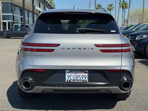 Used 2023 Genesis GV70 2.5T w/ Sport Prestige Package AWD/4WD image 18