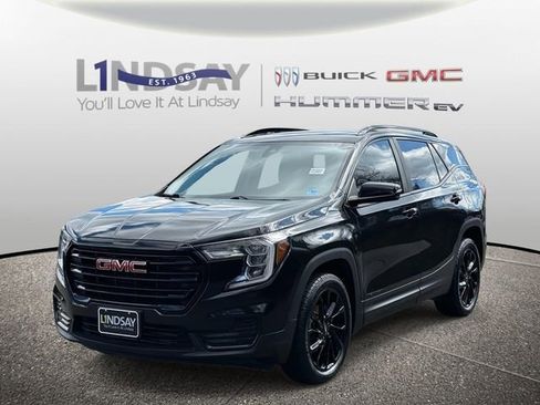 Certified 2023 GMC Terrain SLE w/ Driver Convenience Package AWD/4WD image 5