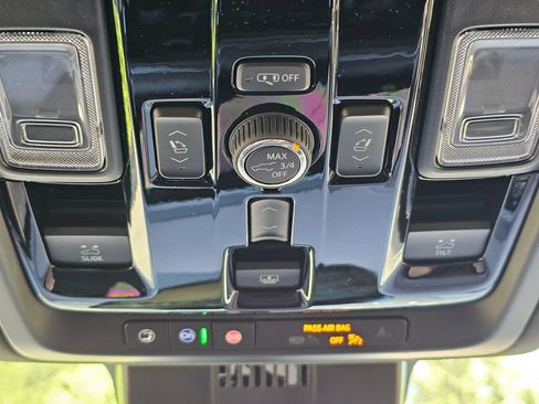New 2026 Chevrolet Suburban High Country AWD/4WD image 37