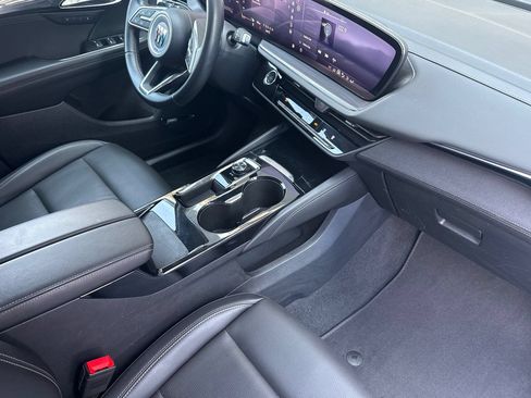Used 2024 Buick Envision Preferred AWD/4WD image 18