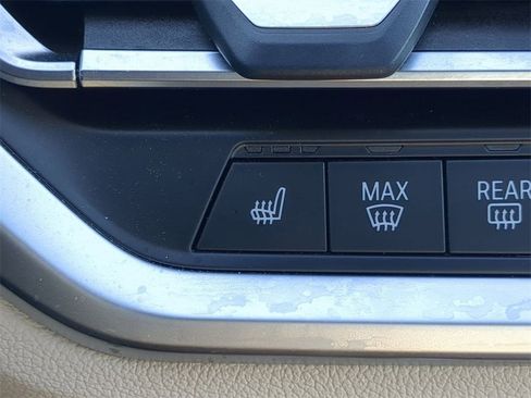 Used 2020 BMW 330i xDrive Sedan w/ Convenience Package image 25