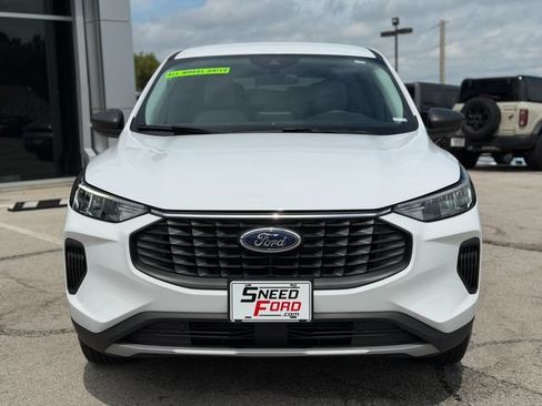 Used 2025 Ford Escape Active w/ Cold Weather Package AWD/4WD image 2