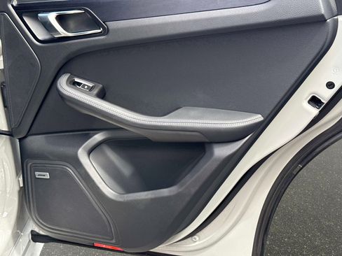 Used 2022 Porsche Macan GTS image 28