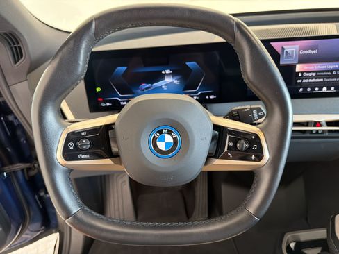 Used 2024 BMW iX xDrive50 w/ Premium Package AWD/4WD image 11