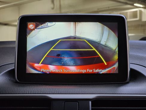 Used 2016 MAZDA MAZDA3 i Sport w/ Preferred Equipment Package FWD image 25