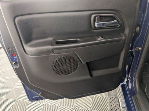 Used 2011 Chevrolet Colorado LT image 19