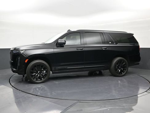 Certified 2024 Cadillac Escalade ESV Sport Platinum w/ LPO, ONYX Package RWD image 5