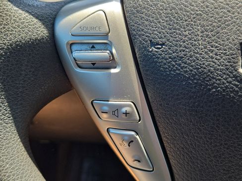 Used 2015 Nissan Versa S Plus FWD image 23