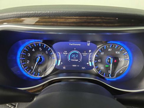 Used 2024 Chrysler Pacifica Limited image 13