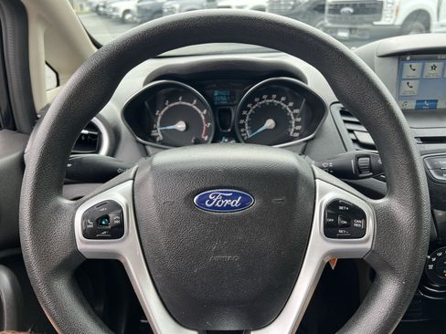 Used 2019 Ford Fiesta SE w/ Equipment Group 201A FWD image 12